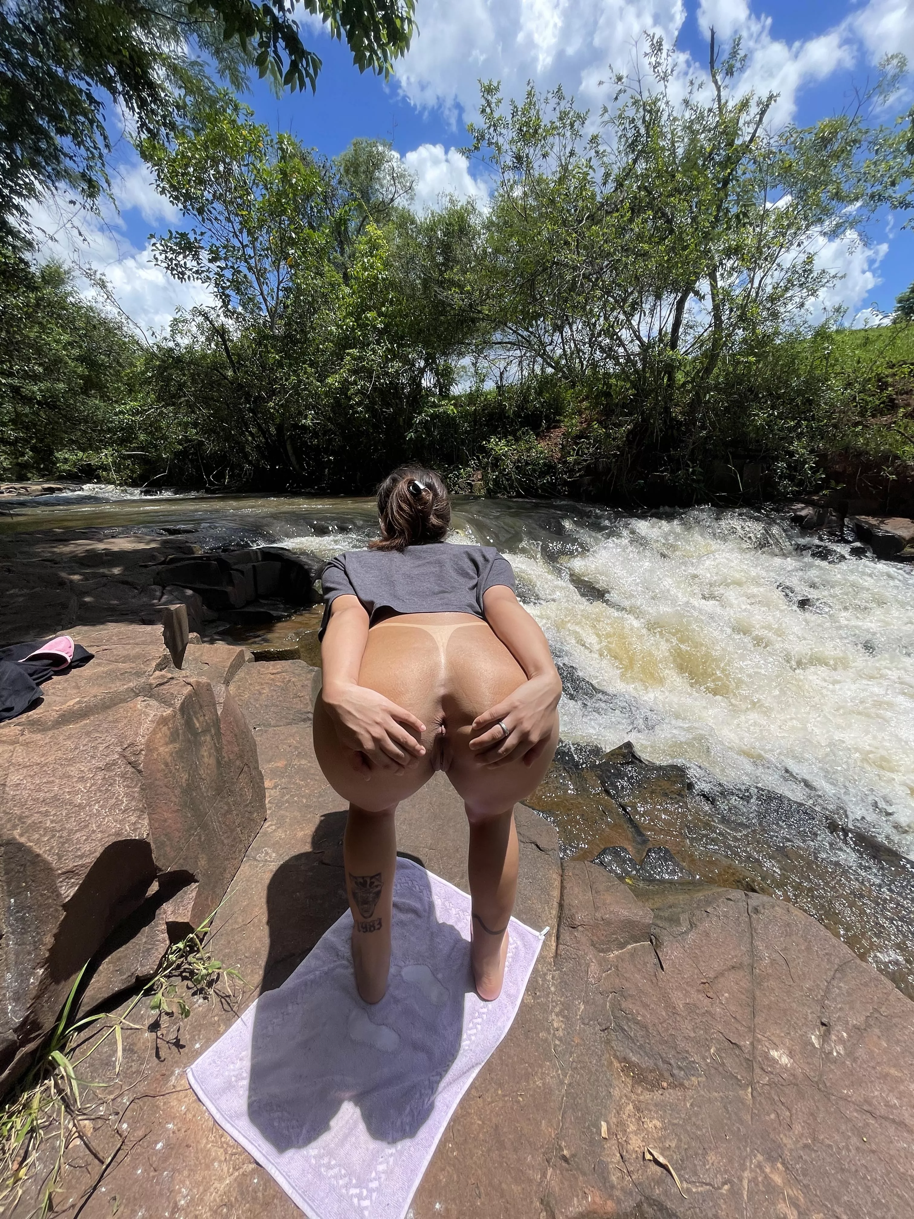 I want you to make me right here, in the middle of nature posted by maluprivee