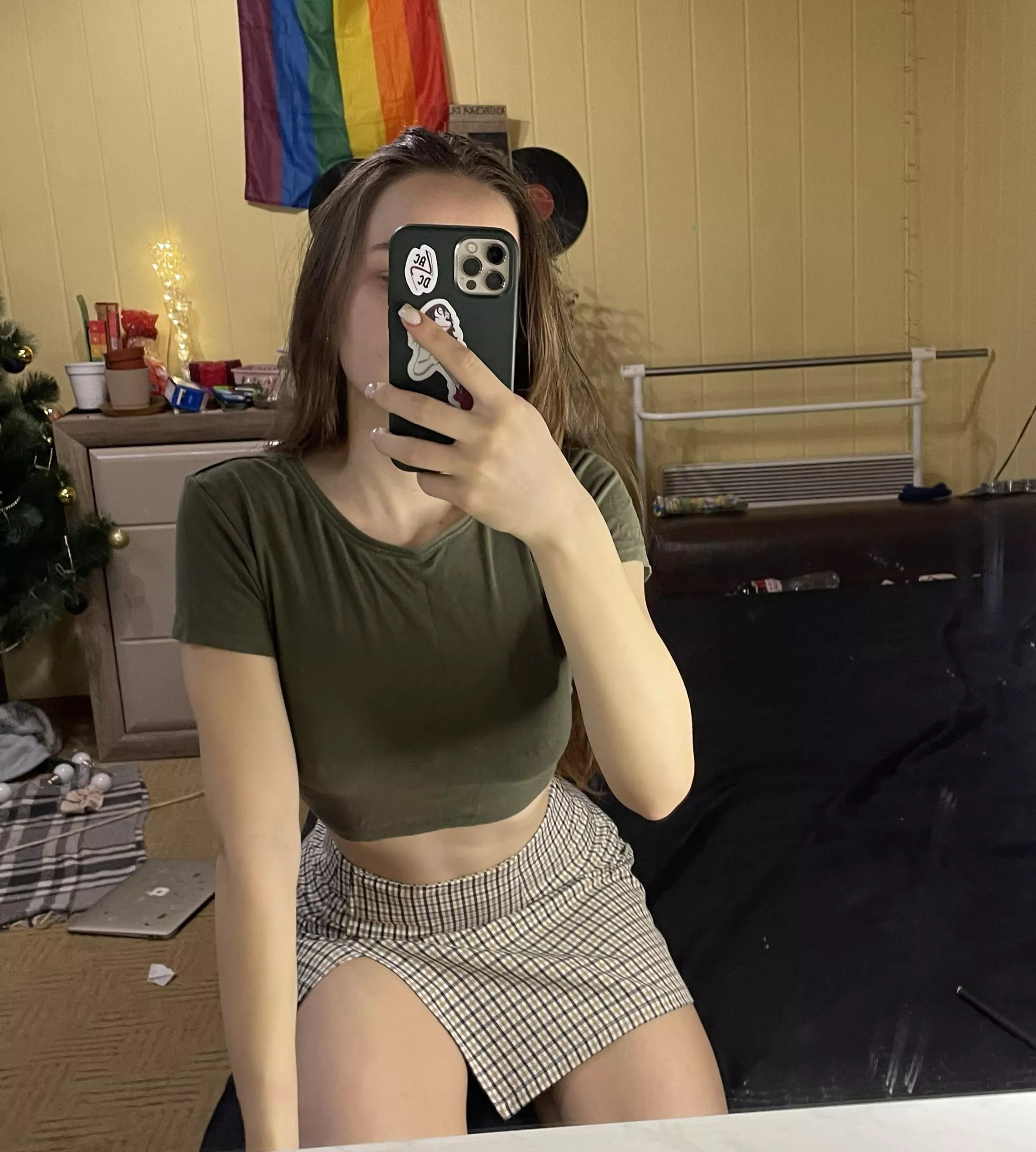 I'm naughtier than I look posted by CleanlyLayman844