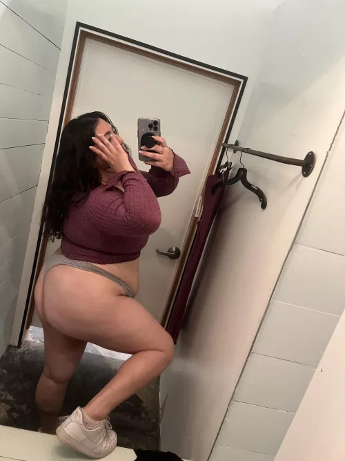 Make me yours and bend me over in the dressing room by rosalovessuckingcock