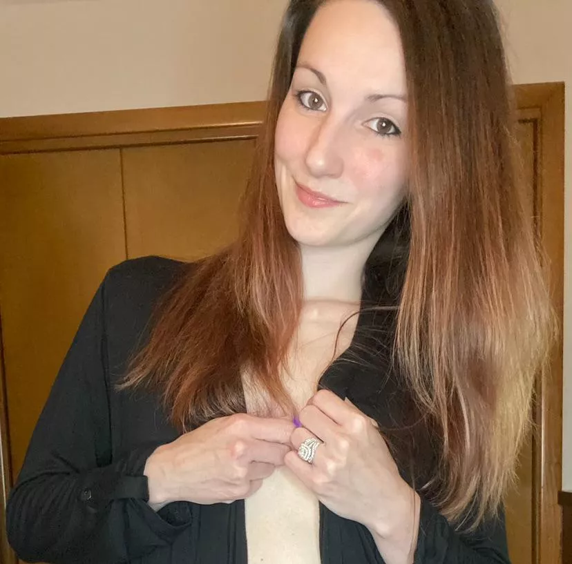 Mmmm let’s play 😊 posted by Lexiandluke13