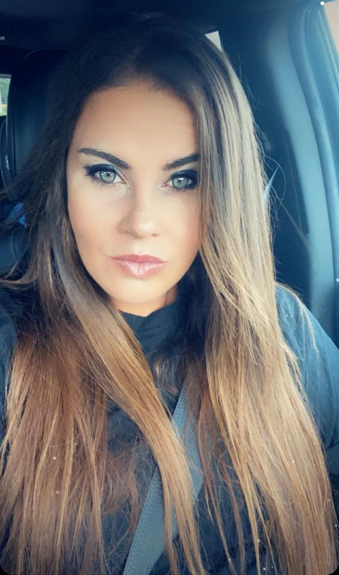 My hair was in point before it got ruined at the auction barn. posted by theSubmissiveToes