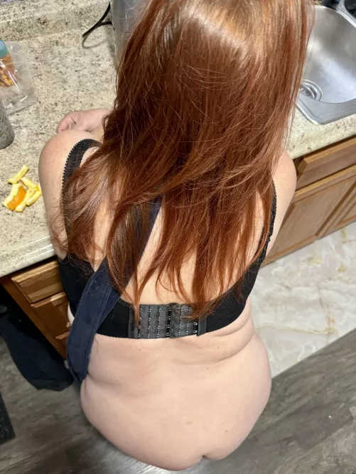 My sexy little ginger sure does have some shiny red… butt cheeks ;) by TheVikingandHisLady