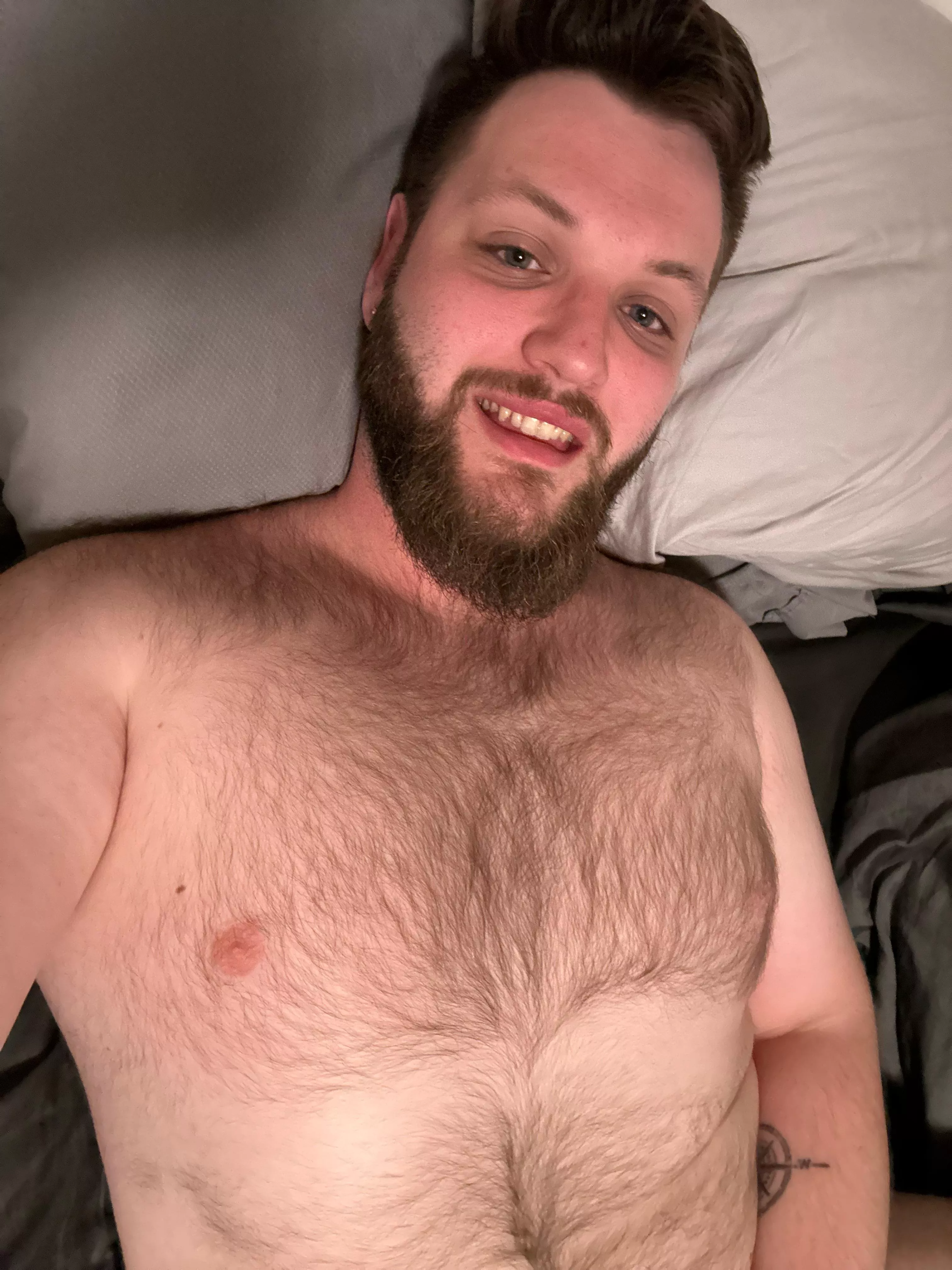Need a man laying on my soft furry chest! posted by Mmm09550903