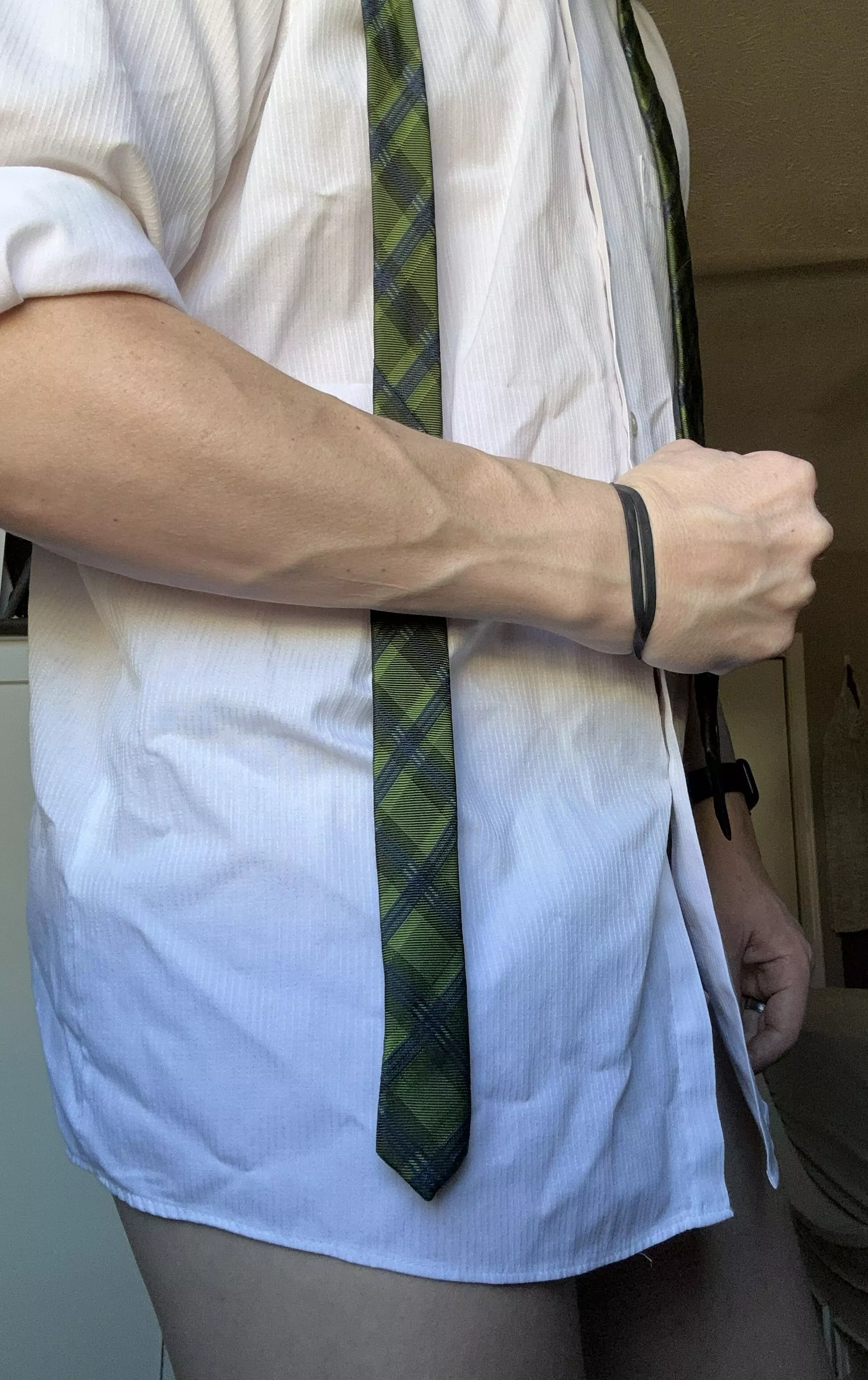 Please let me know how my arms could assist you? posted by beerzNbriefz