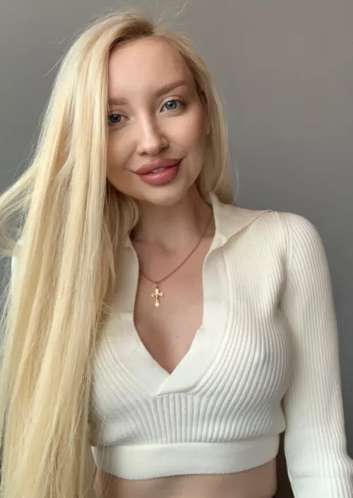 Poking through my sweater by tossthisintheriver