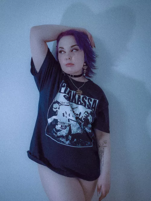 Purple is my color  by vienokaisla