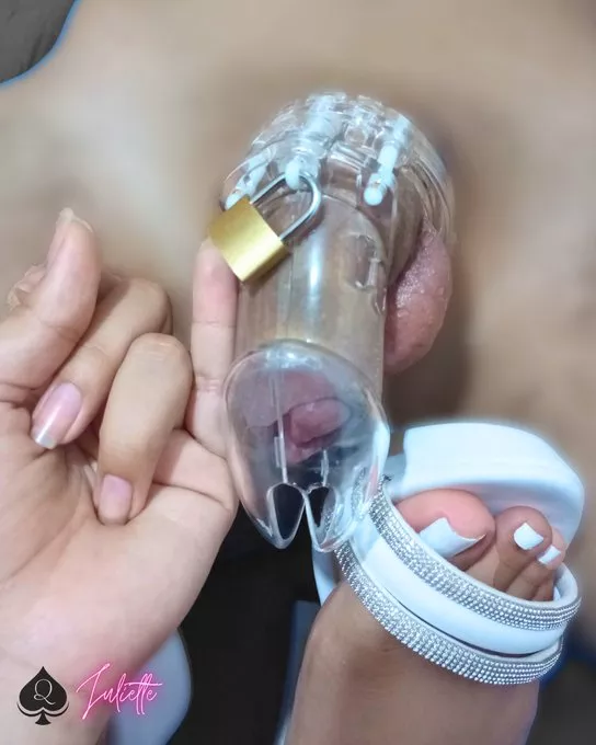 Today is the first day locked up 🔐 for my boyfriend. 🤣🤣 The chastity cage is too big for him 🤏 💡 Any tip? posted by julietehotwife