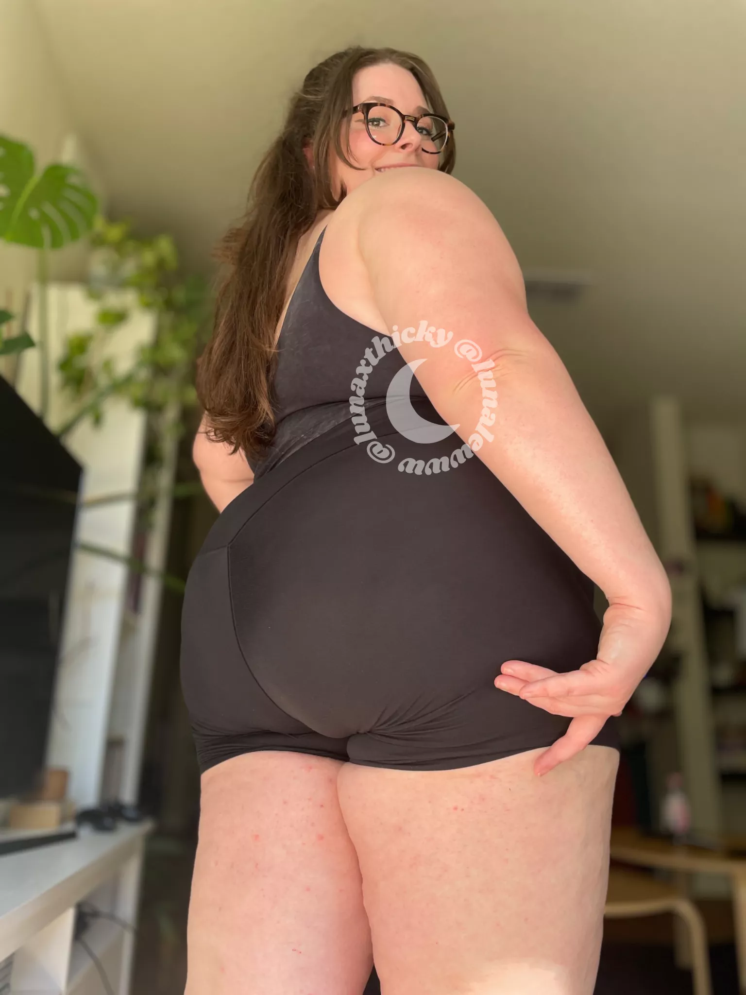 tuesday cutie posted by lunaxthicky