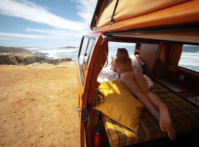 Van life IRTR by cheromo