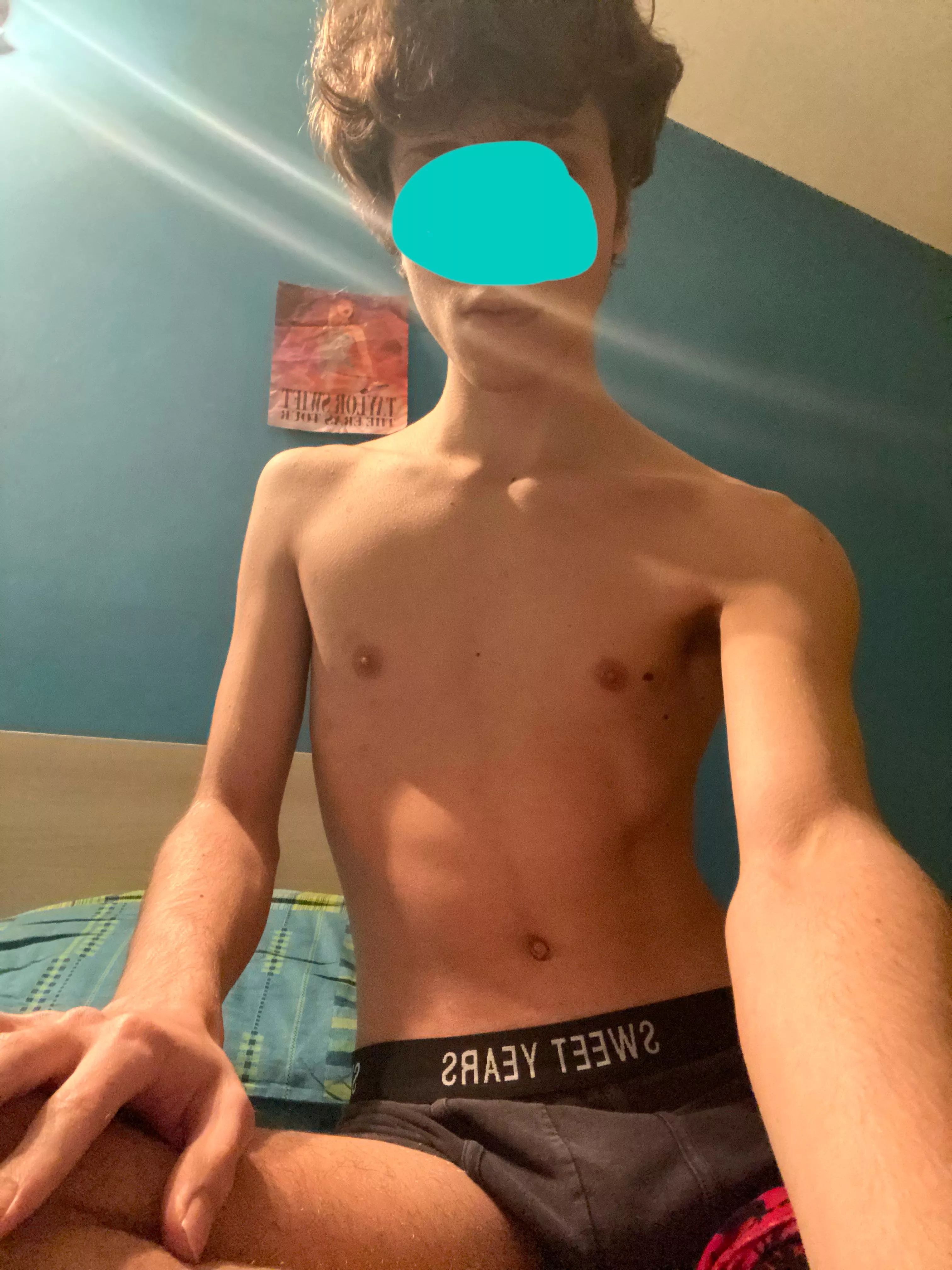 wanna make out with me? posted by urfavtwink-