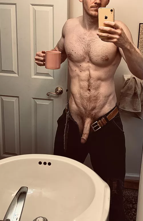 Zip me up by Bodhi_Dee