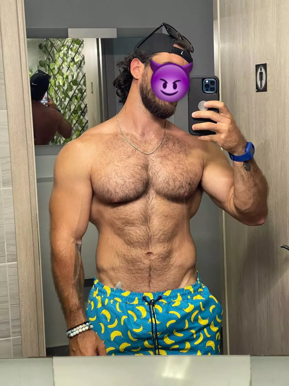 28 dominant looking for submissive men. Snap: d.d3412 posted by Pitiful_Tart2937