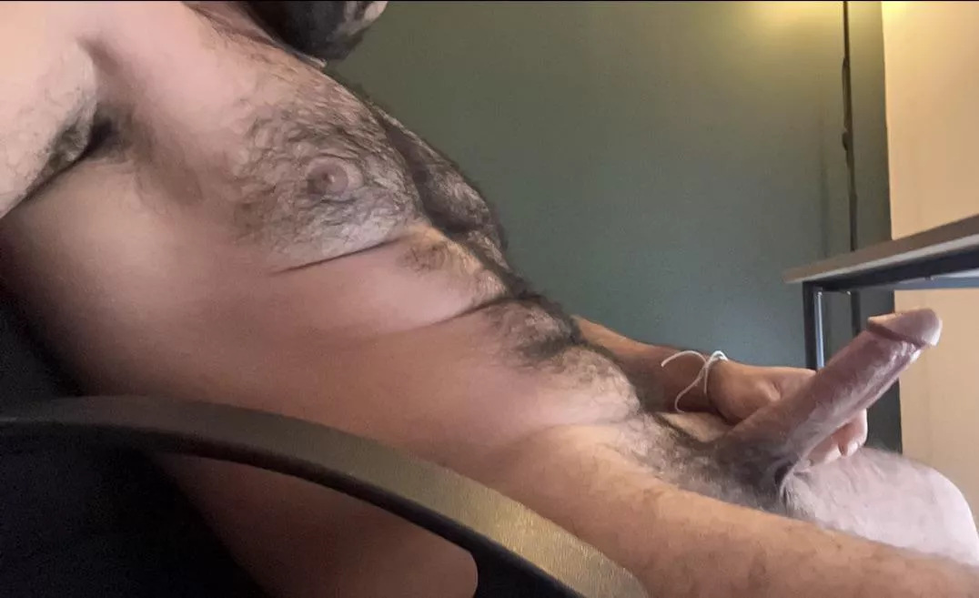 28m; looking to stroke with fit hung muscular bros. Send pics when adding with asl. Sc: tarsha1534 posted by Future-House-8998