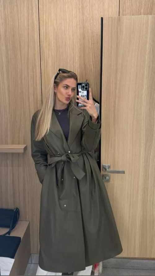 Alica Schmidt- German Runner  by Riches2179