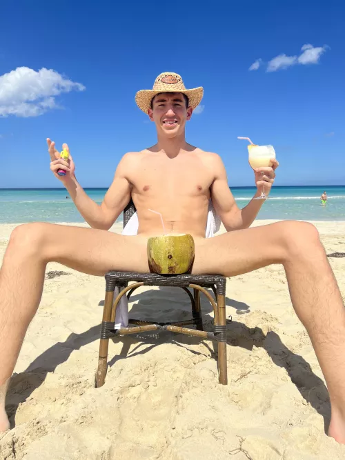 Chilling on the beach by im_bradwilliams