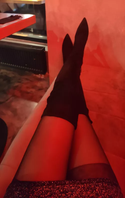 Date with me  by SweetieAlyona