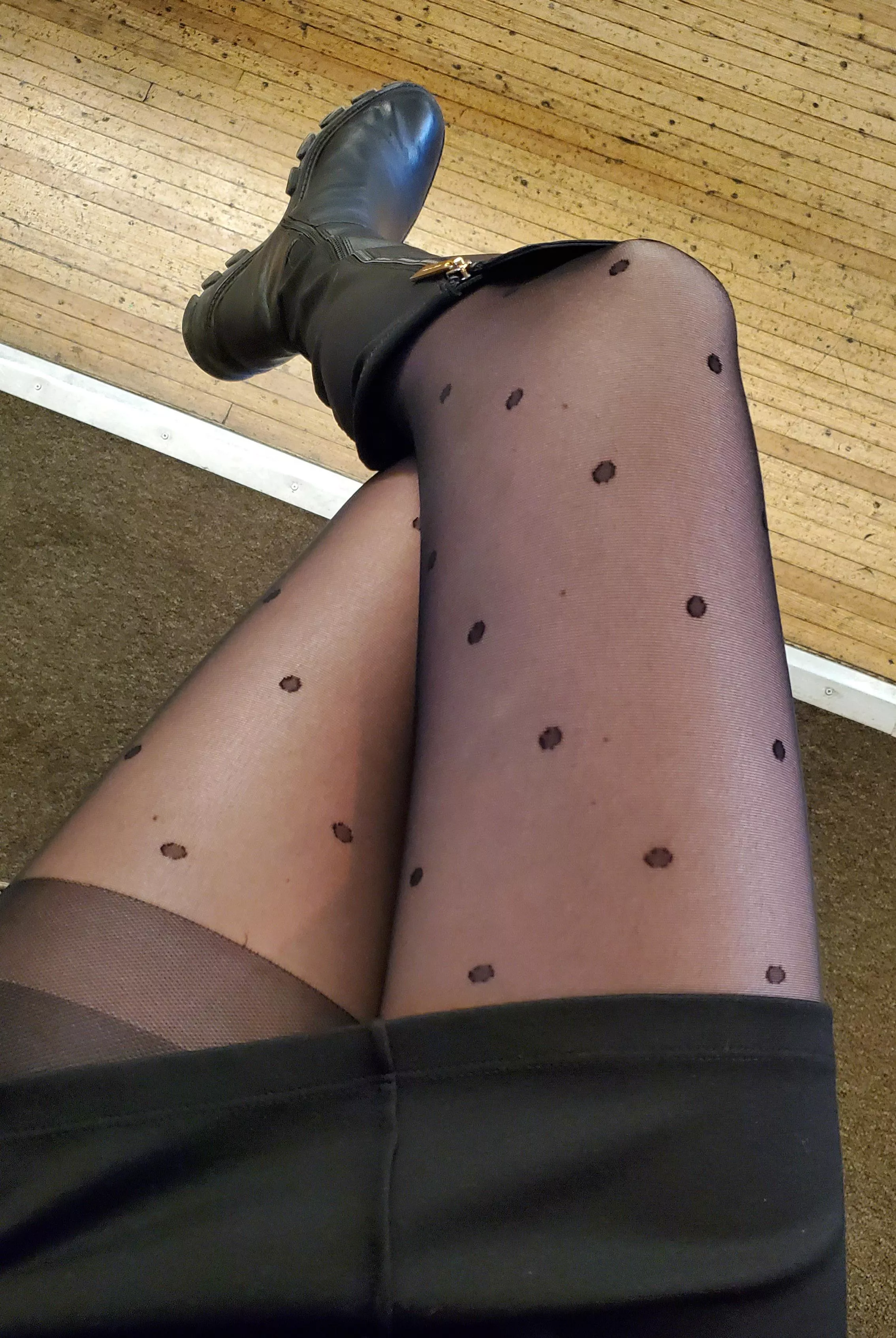 Each dot will need a kiss.. posted by popruzhinka