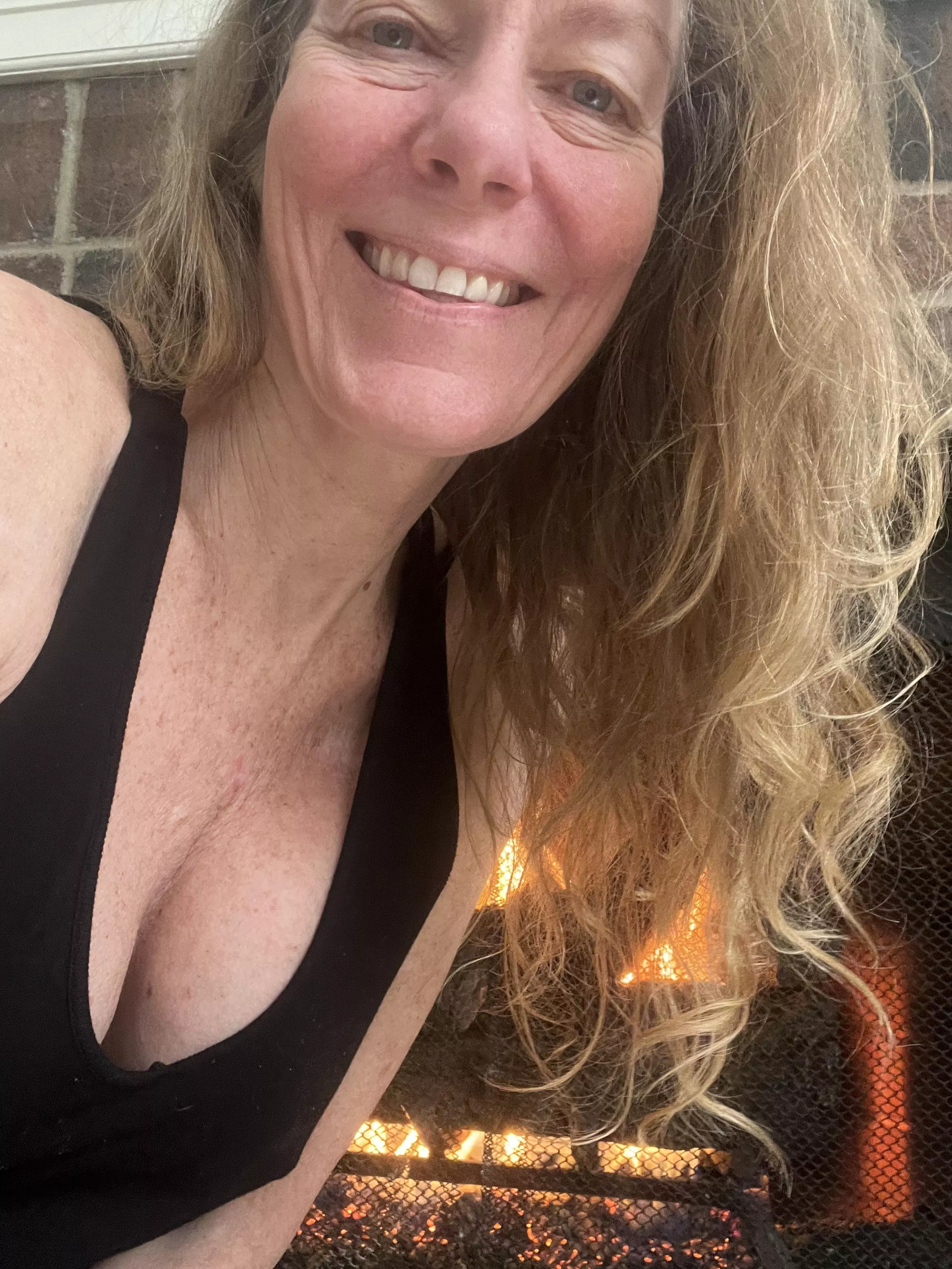 Enjoying the warmth on my back, let’s see where this caption goes. posted by Mrseviemae