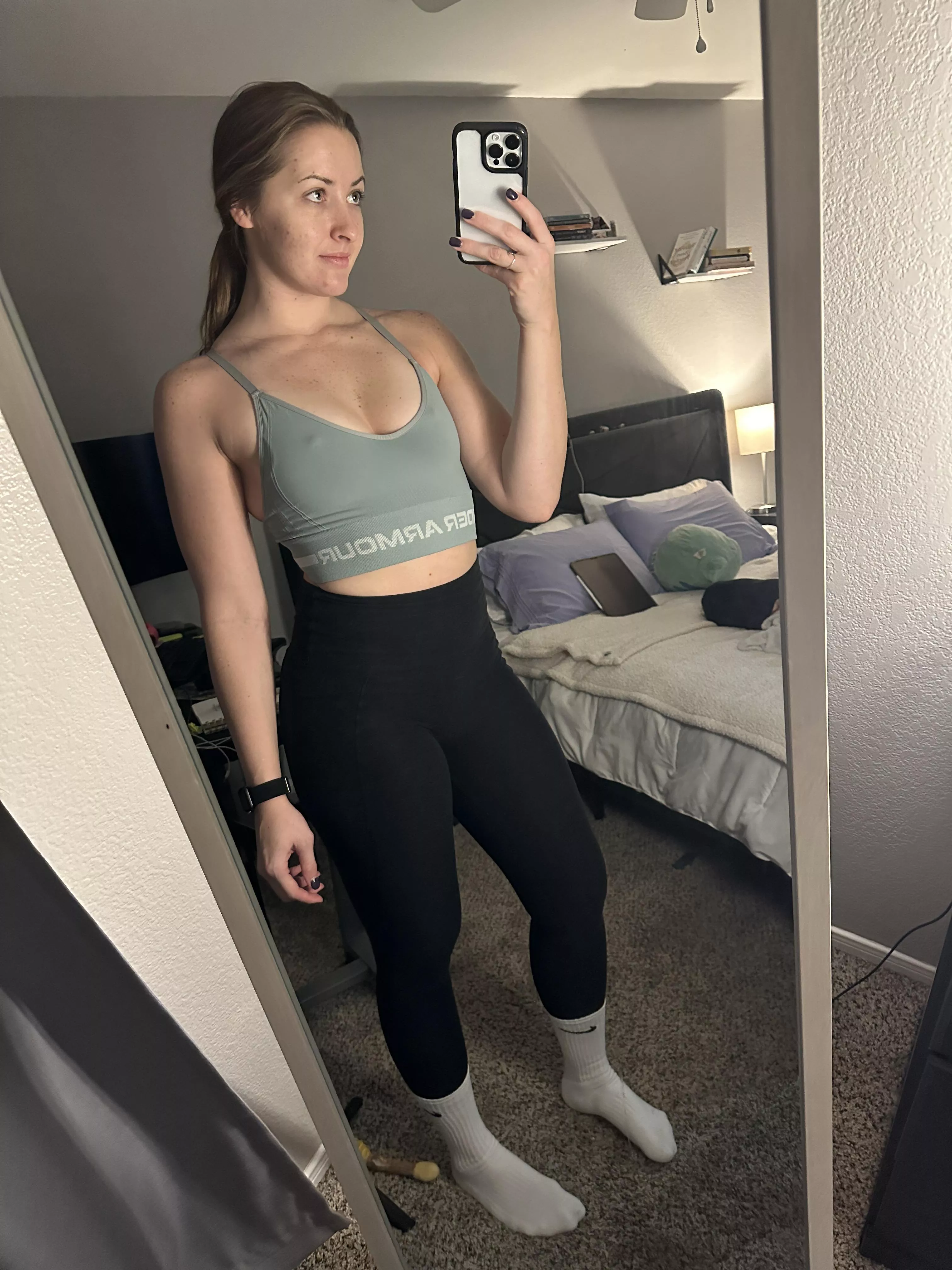 felt cute in my yoga pants and wanted to share 🥰 posted by cumwcourt