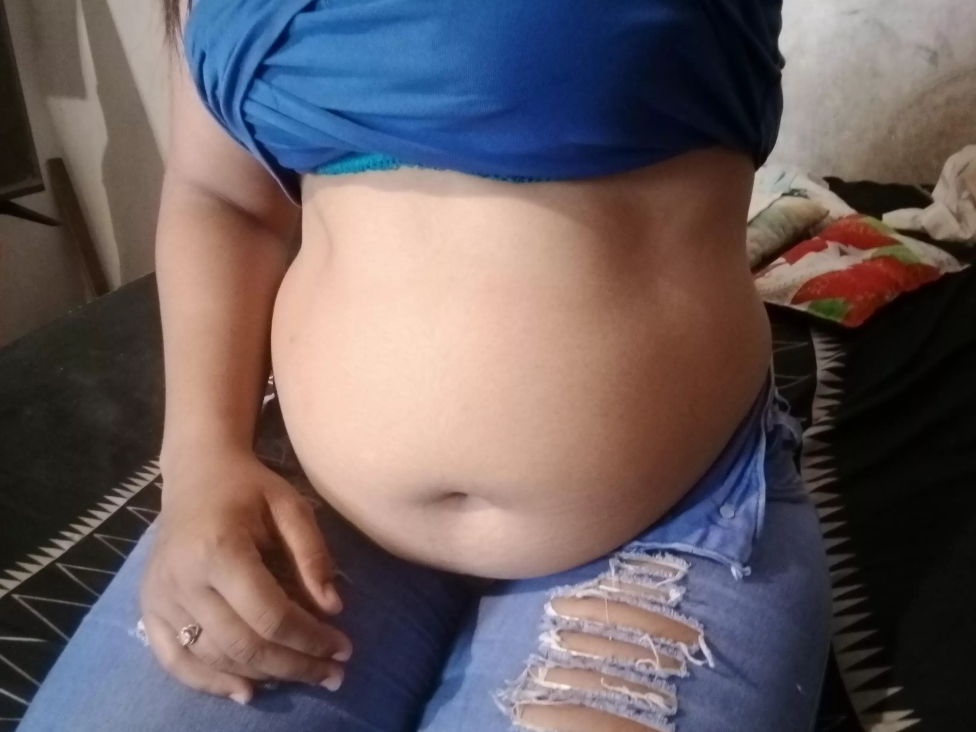 Hello I want to gain weight  posted by feeder--andrea557