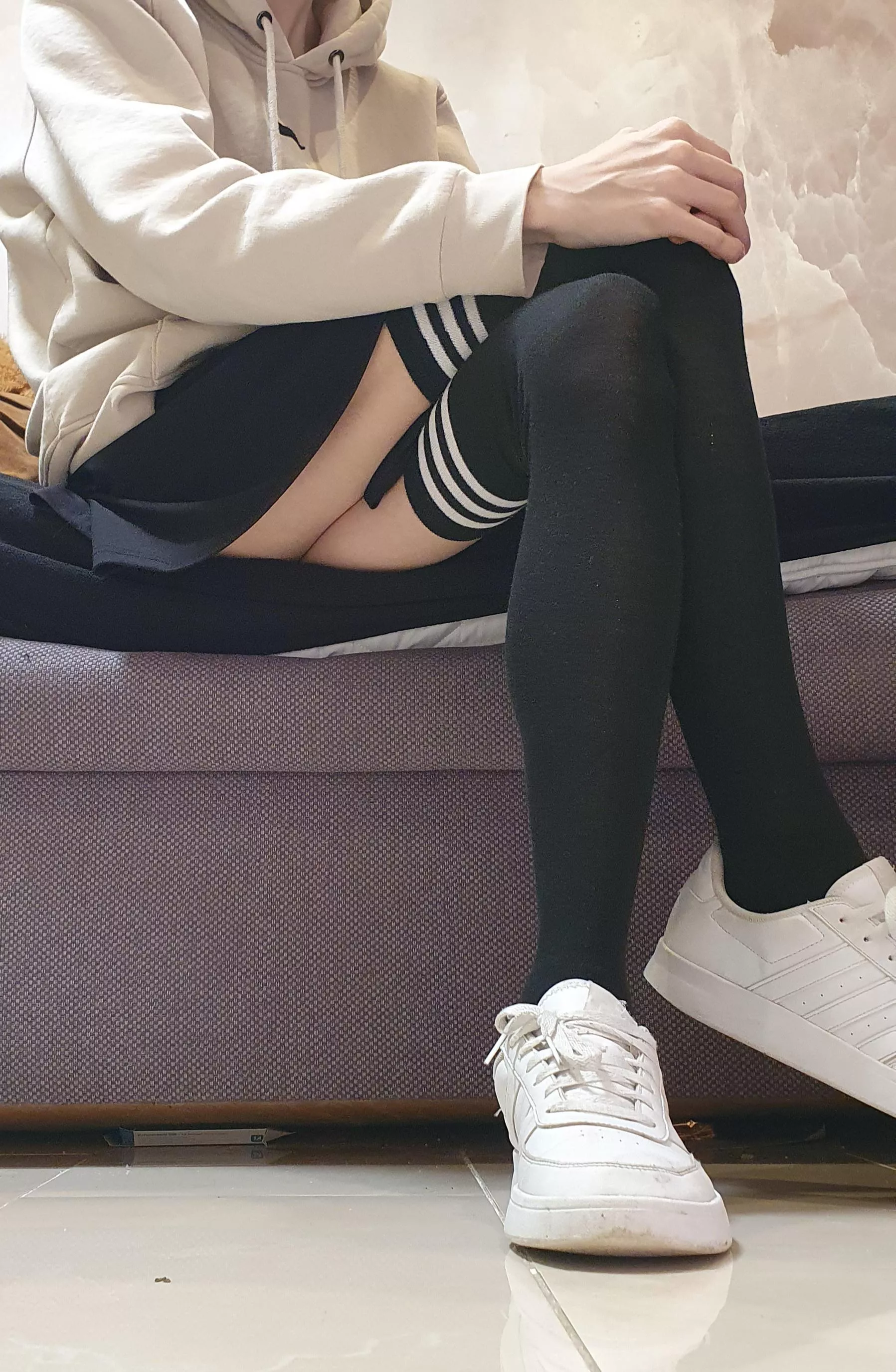 Heya posted by FemboyyyMax