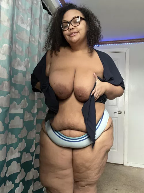 Hope this week is good to you  by MissHoneyButter46