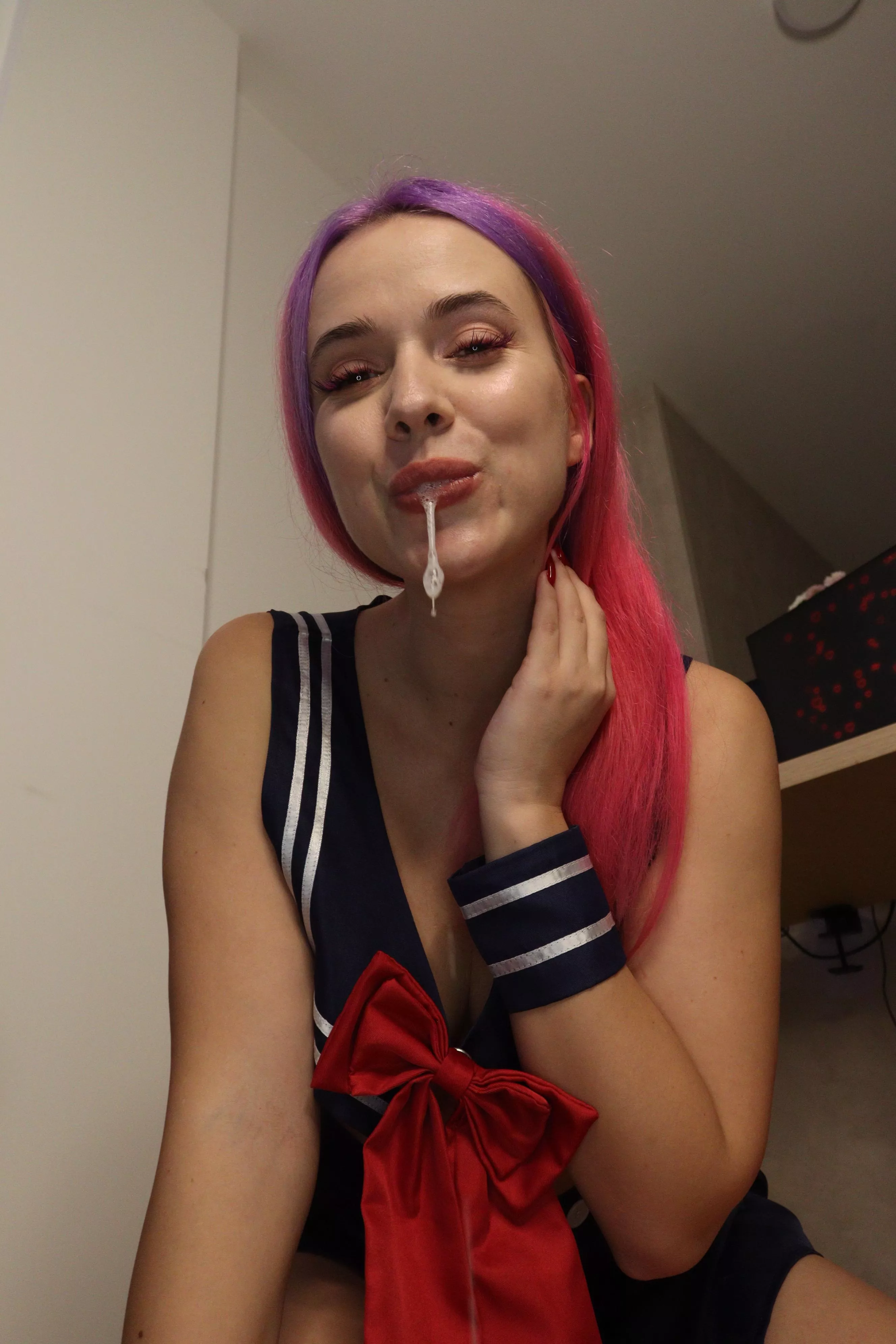 I can make you happy posted by CharmingMistress