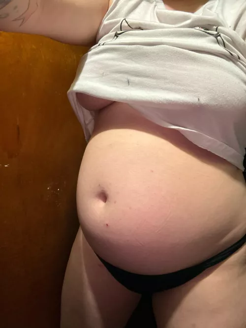 I can’t believe how fat my empty belly is by anonbelly