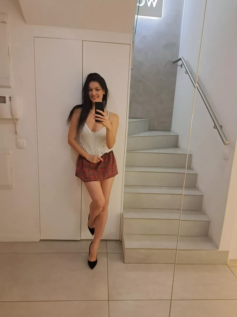 I like this skirt...f36 by MartaPeonly