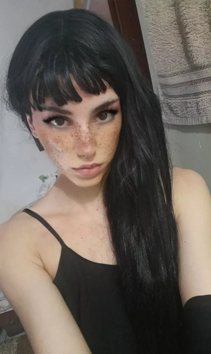 just a boy with makeup posted by raqueliz