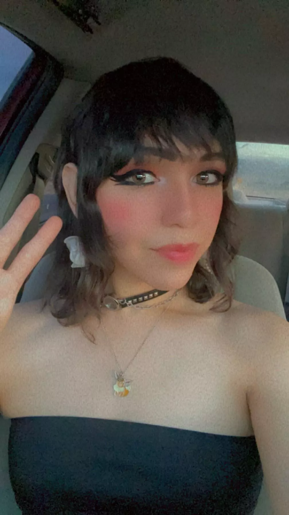 Love long drives 🤍 posted by autumnsnow612