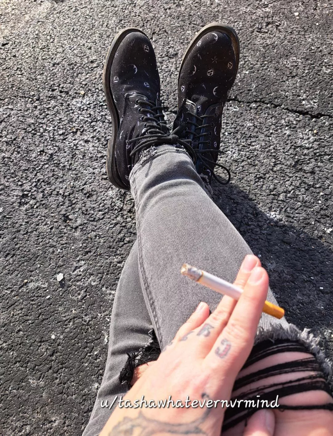 My favorite boots, just wish they were steel toe 😈 posted by tashawhatevernvrmind