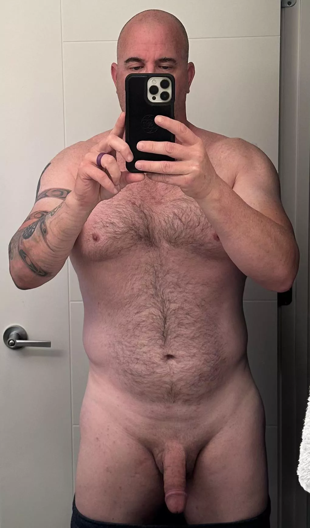 Never been with a bro, but oh so want to, will anyone have me (56) posted by AlternativeSector269