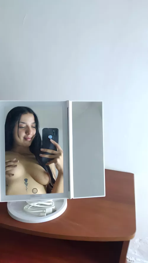 New mirror by AiditaBelle