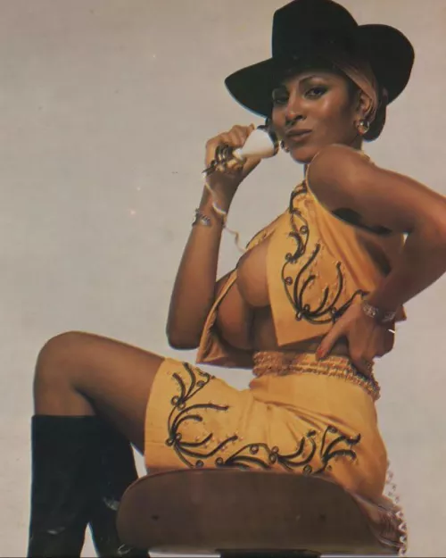 Pam Grier by Good_ees