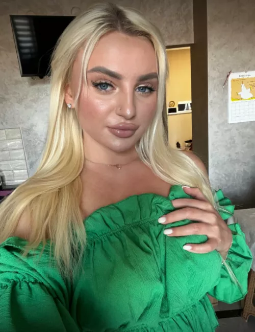 quick selfie before going to work by Kylejay2k