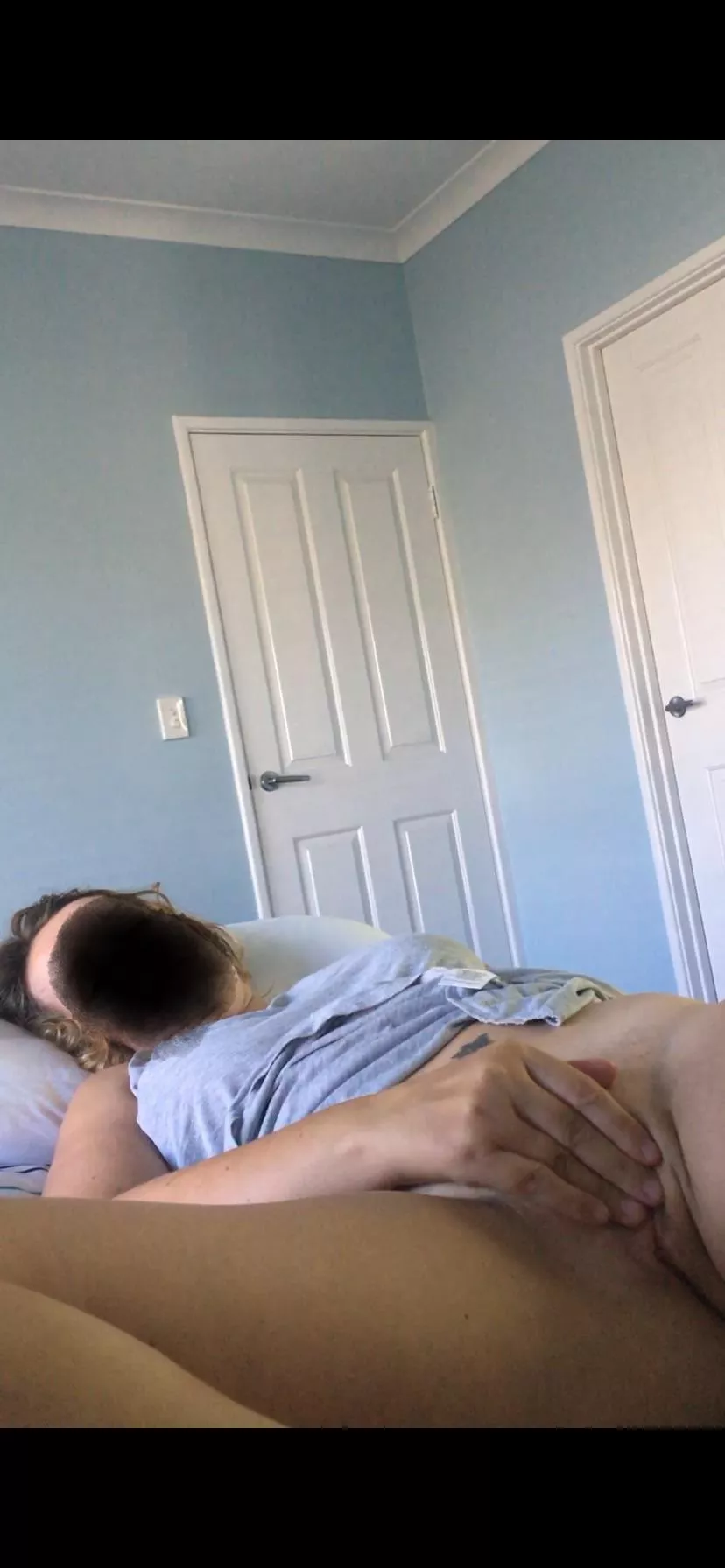 She needs a helping hand, any volunteers? posted by christomo1