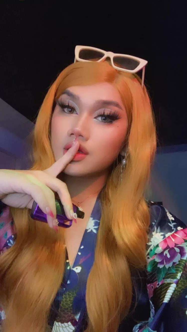 shhhhhhh posted by uuhhyyee