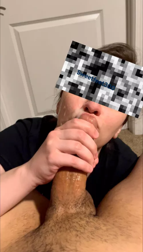 Thanking him for the facial by Sweetfeet300