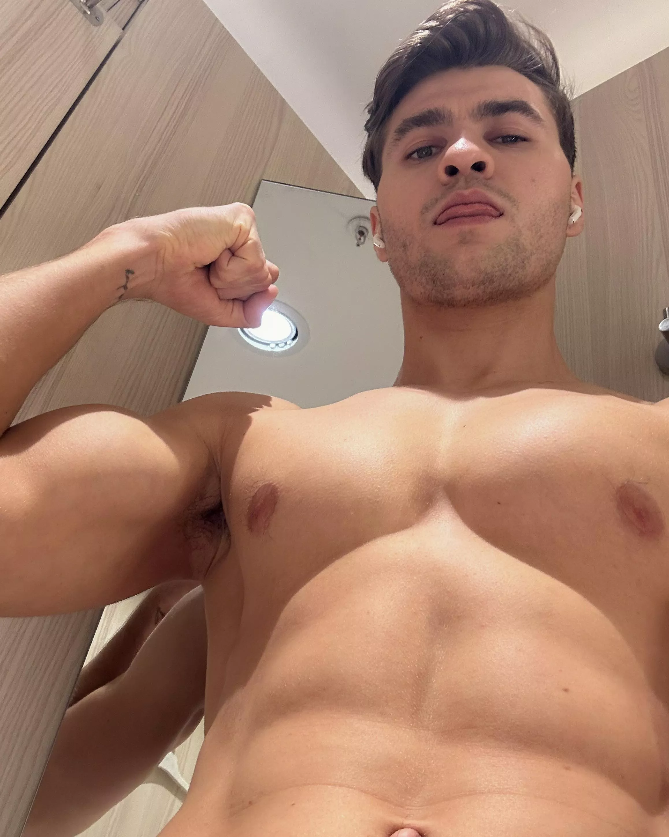 Waiting for your rates ;) posted by BigxDanny