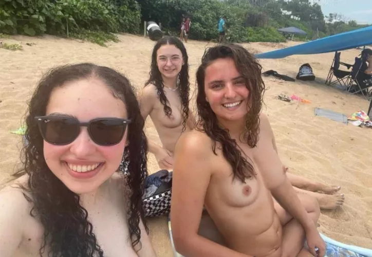 Who wants to fuck us behind our bfs backs😝 by Elegant-Row-7896