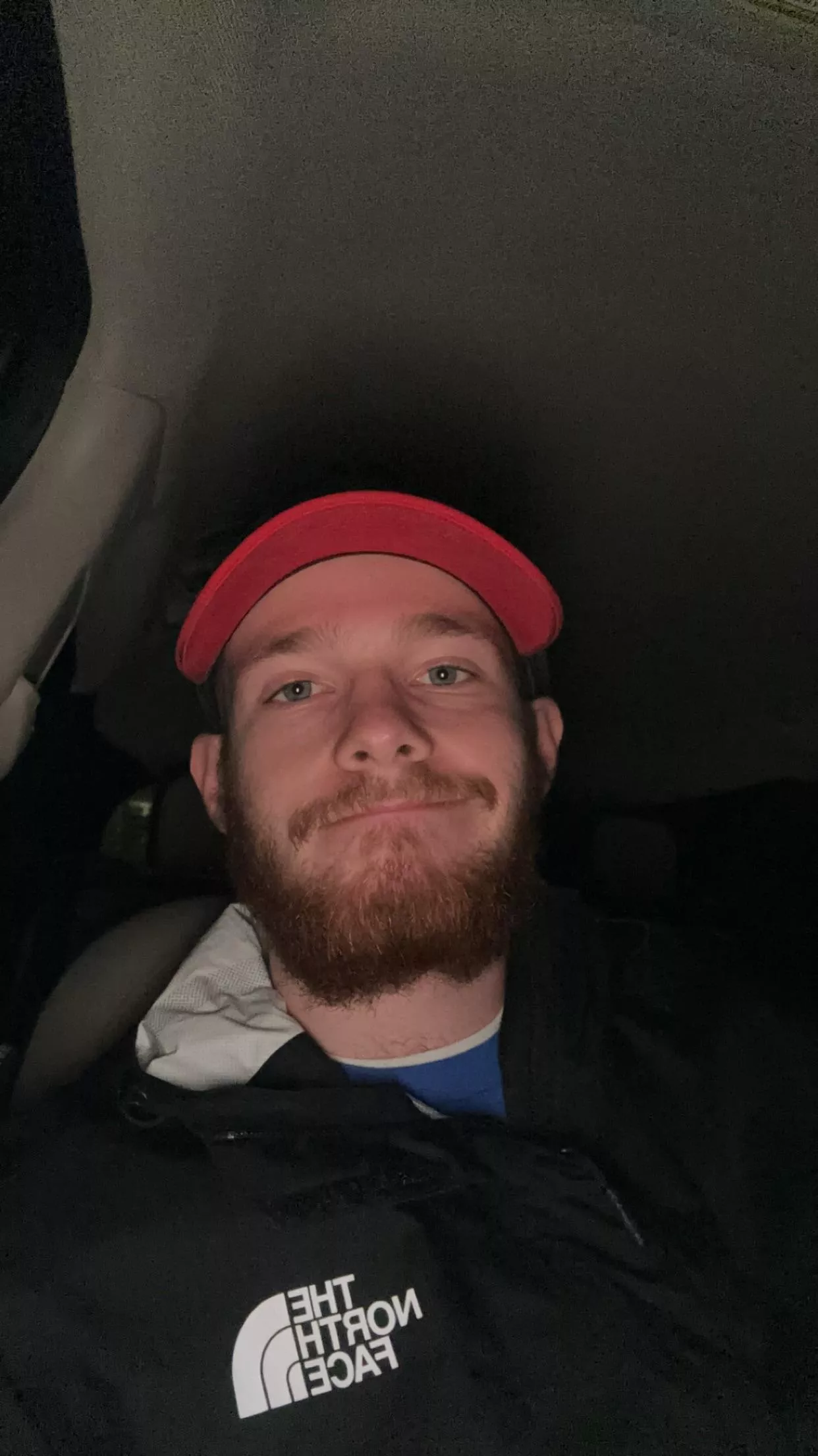 Any other singles bearded men out there. 🤠 posted by Hairybro2004