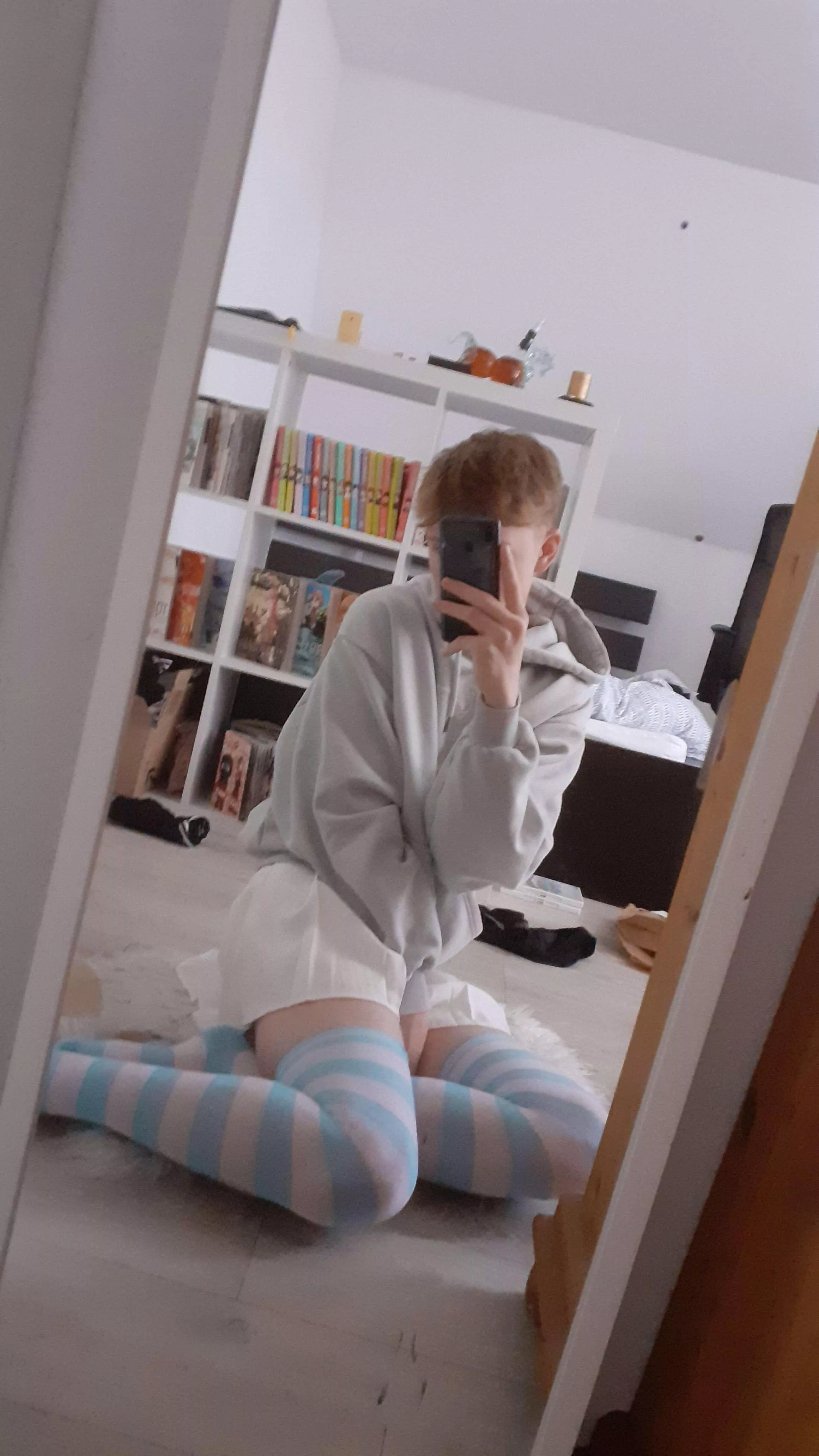 Blue :3 posted by AdRare2689