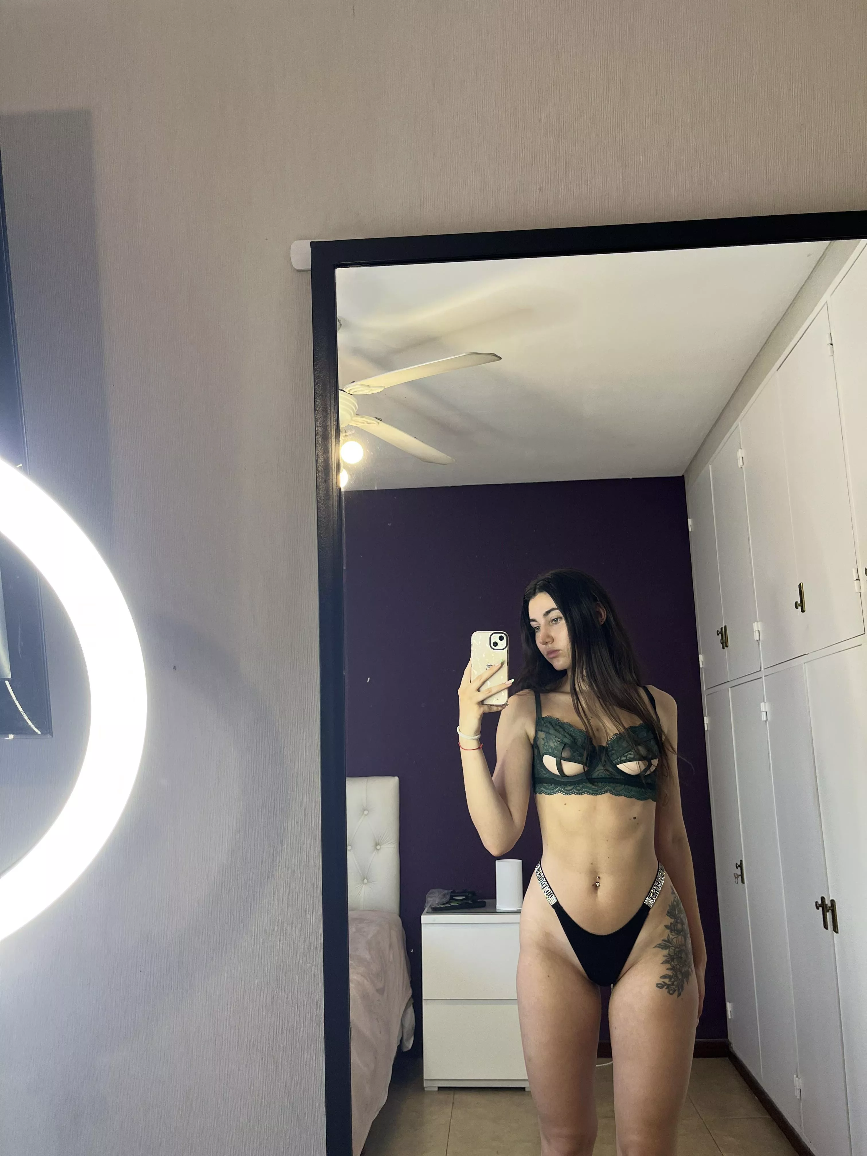  Breed me until ur drained  posted by jennylww