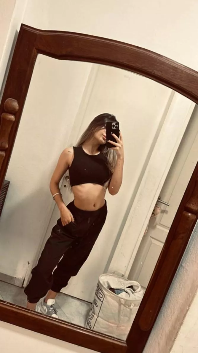 Do you like my top? posted by FunRegister3289