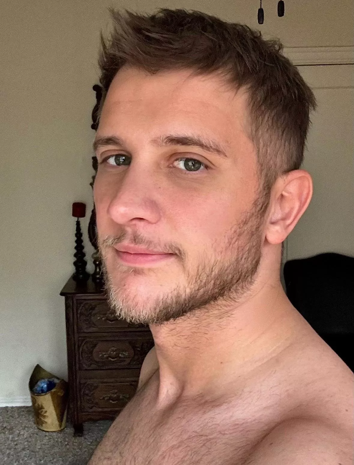 Does anyone else feel too embarrassed to post selfies on their private socials? posted by Holyhips