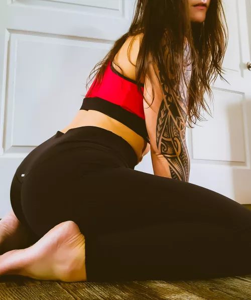 (F) Peach Check by Nikkielliott87