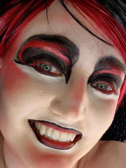 Hehe *rawr*  by CynthiaMcKaine