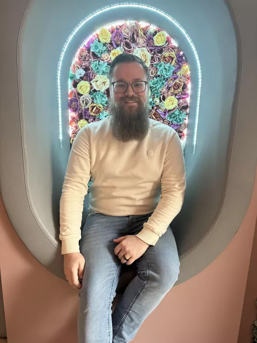 I thought this was a great picture. by Dutchfanboy