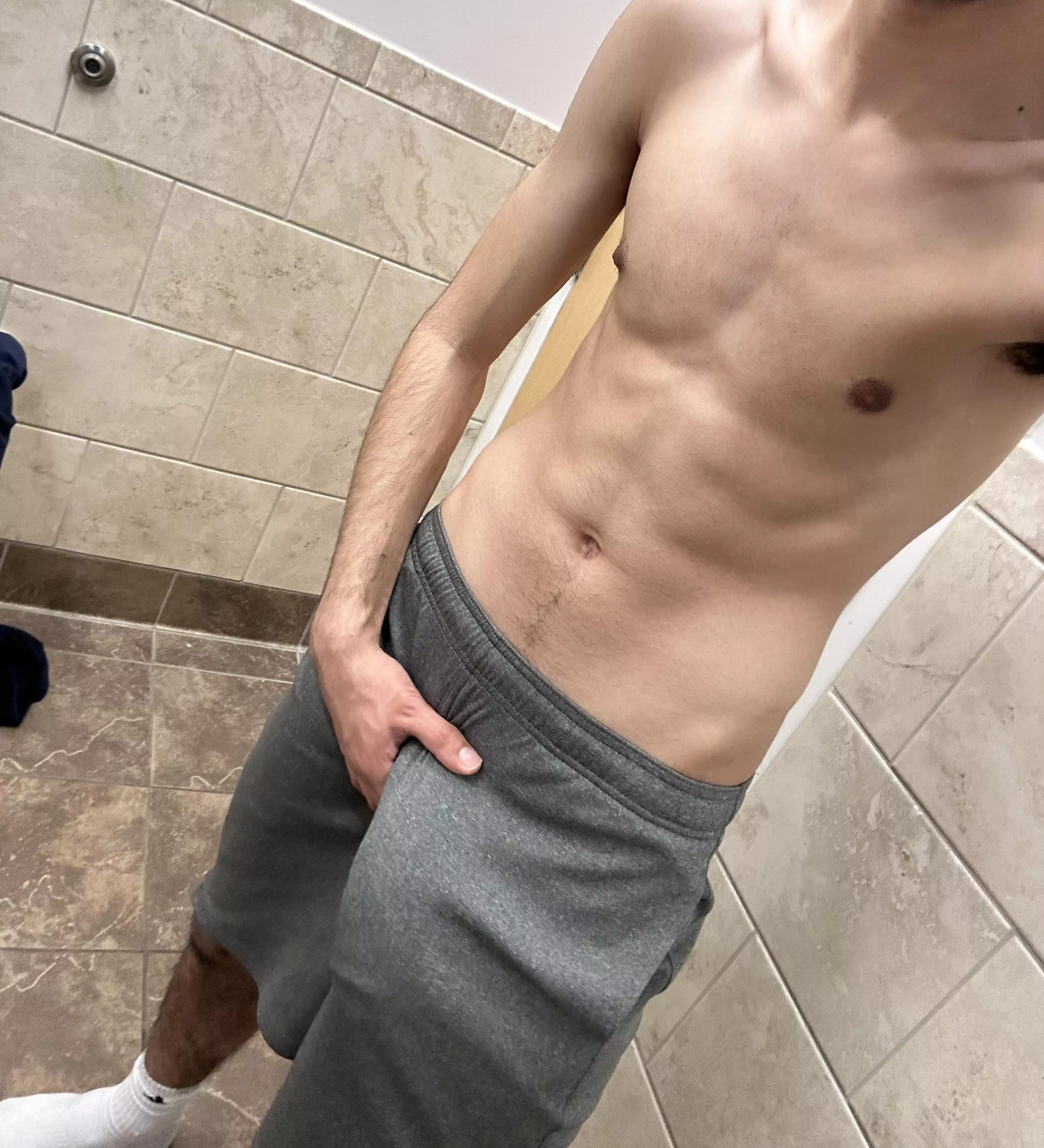 I wonder if any guys at the gym noticed posted by Immediate-Mud-4195